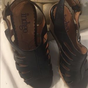 Genuine leather sandals